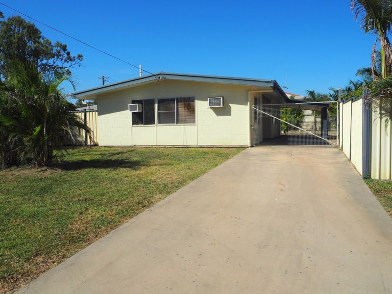 71 Beardmore Cr, Dysart QLD 4745