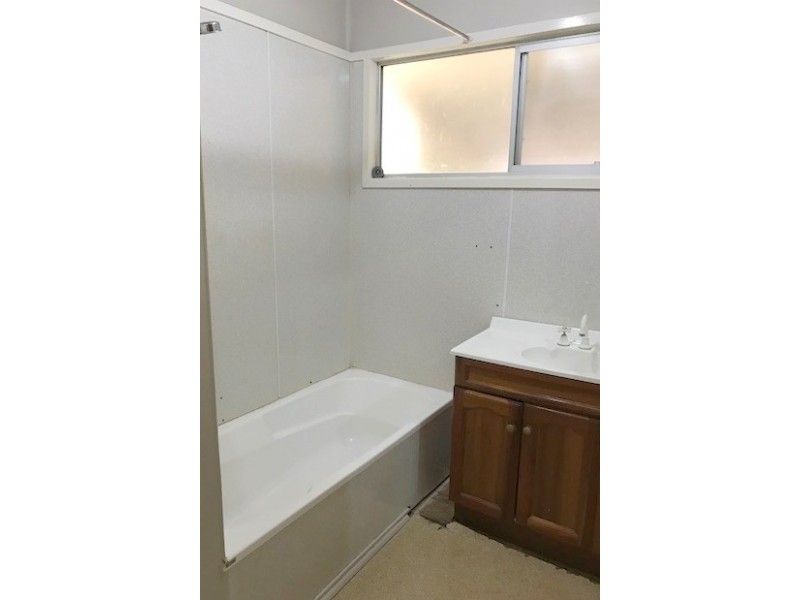 39 Archer Drive, Moranbah QLD 4744