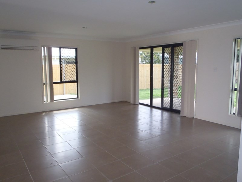 35 O’Neill, Marian QLD 4753