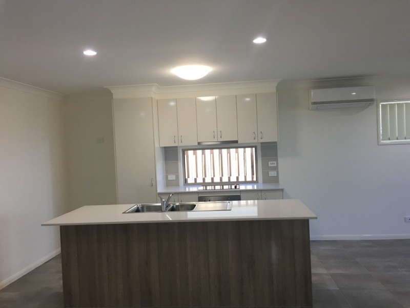 85 Royal Sands Blvd, Shoal Point QLD 4750