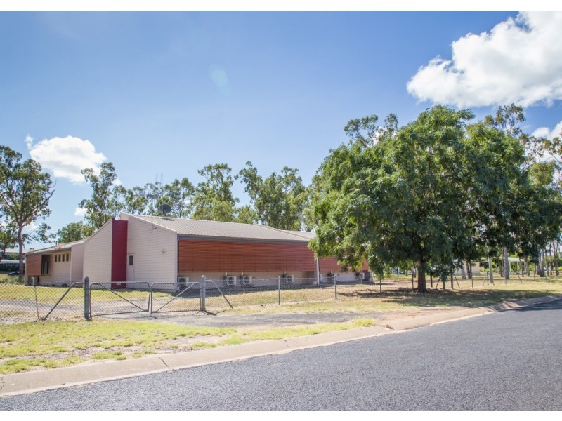 2b Connors St, Dysart QLD 4745