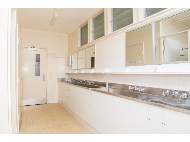 2b Connors St, Dysart QLD 4745