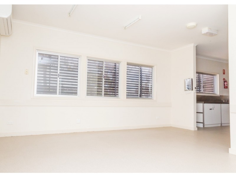 2b Connors St, Dysart QLD 4745