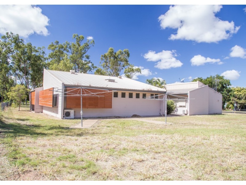 2b Connors St, Dysart QLD 4745