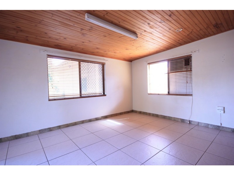 6 Kean Street, Andergrove QLD 4740