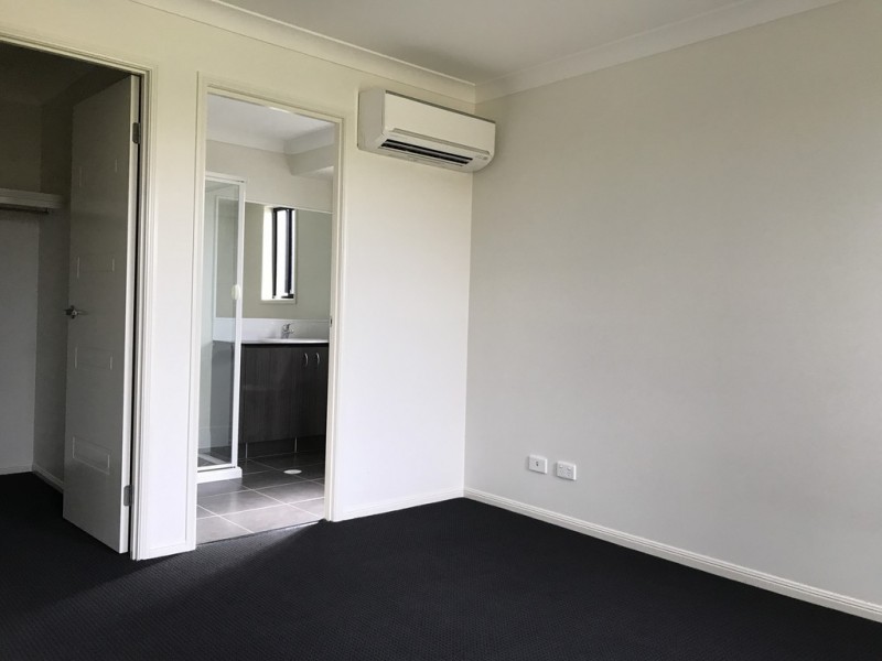 61 Scarborough, Blacks Beach QLD 4740