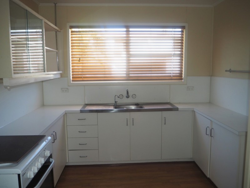 41 Beresford Crescent, Dysart QLD 4745