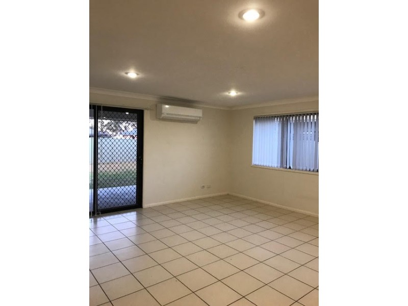 28 Hannay, Moranbah QLD 4744