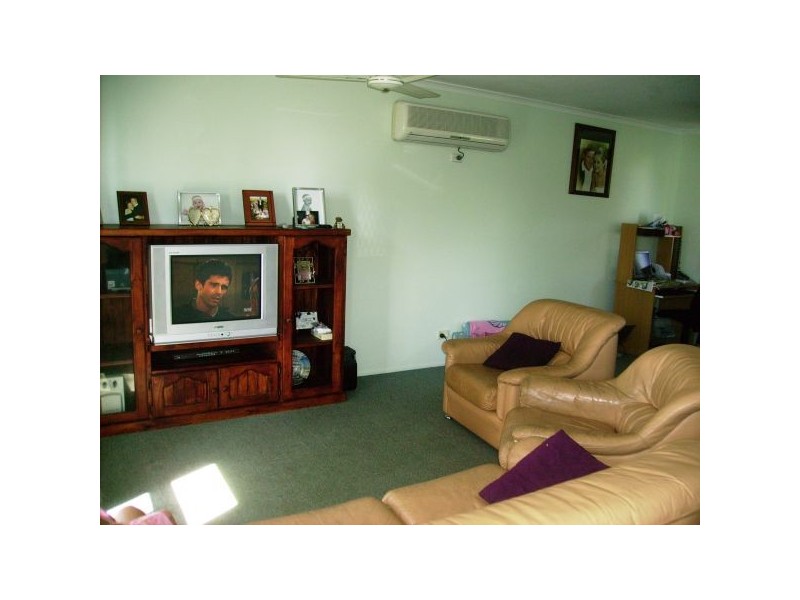 6 Danelles Way, Eimeo QLD 4740