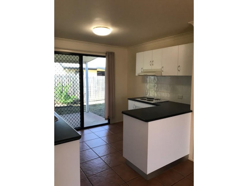 37 B Savannah Dve, Moranbah QLD 4744