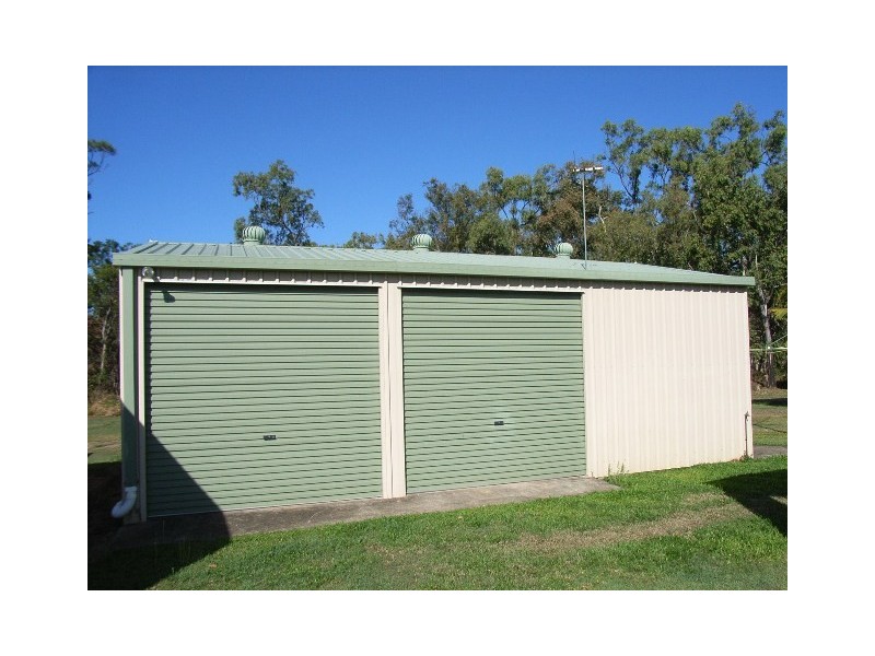 9 Johnson Avenue, Seaforth QLD 4741