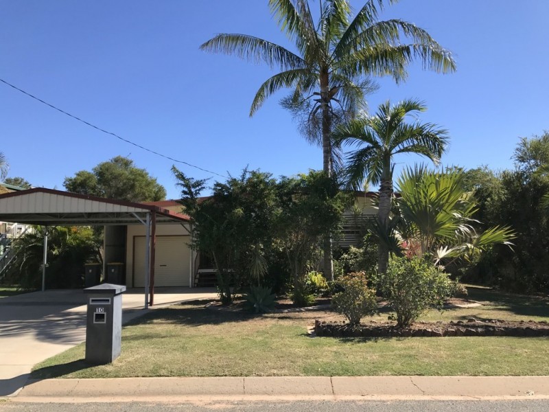 10 De Castella Drive, Moranbah QLD 4744