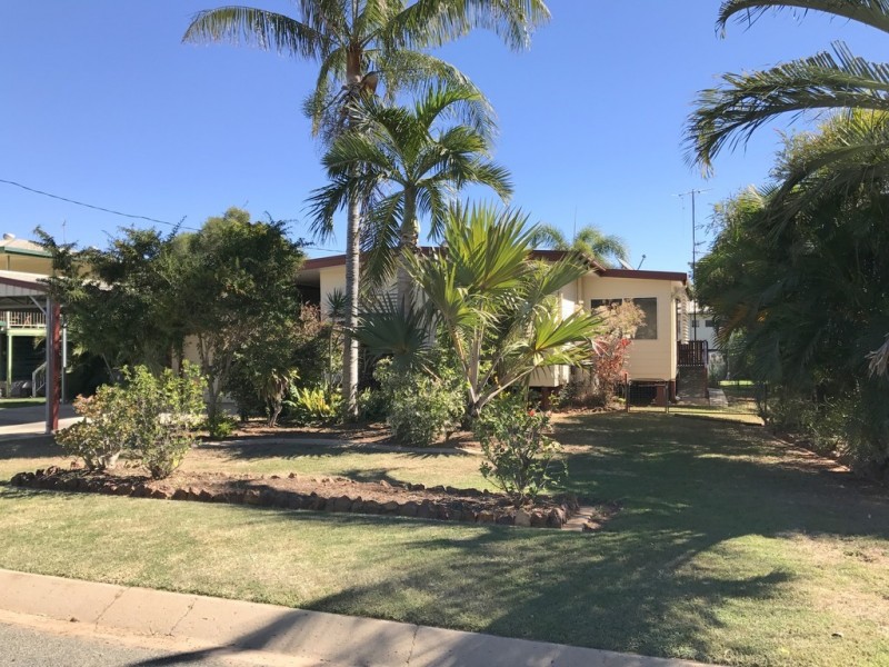 10 De Castella Drive, Moranbah QLD 4744
