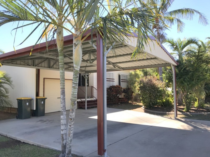 10 De Castella Drive, Moranbah QLD 4744