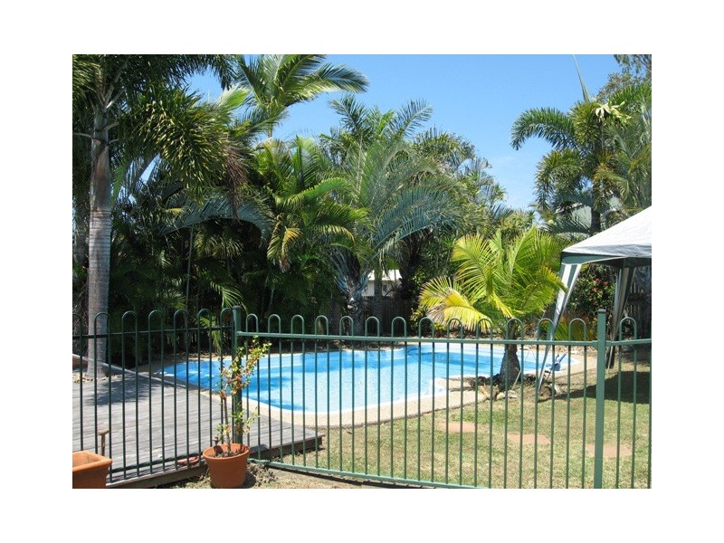 14 Woodlands Drive, Eimeo QLD 4740