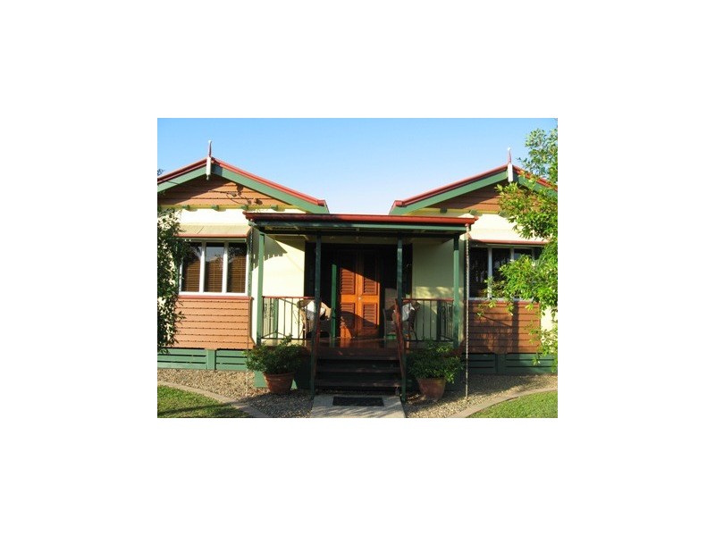 14 Hunter Street, West Mackay QLD 4740