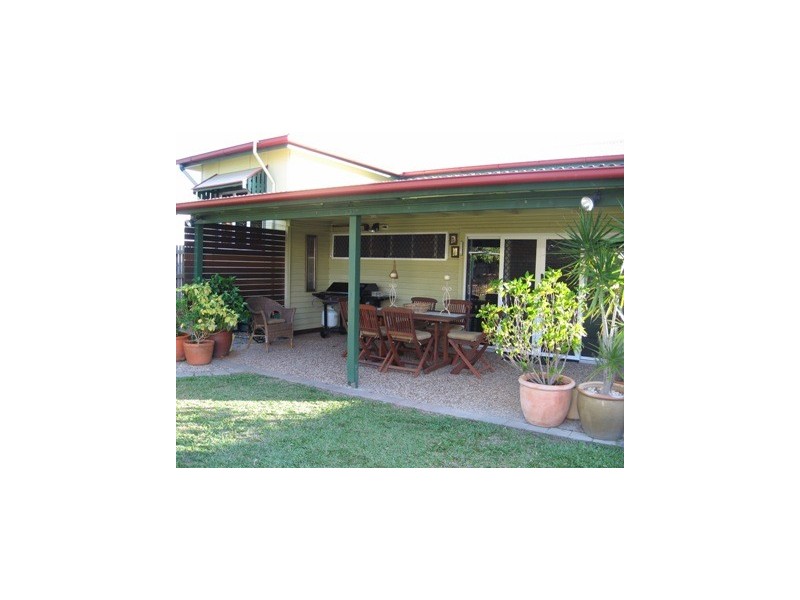 14 Hunter Street, West Mackay QLD 4740