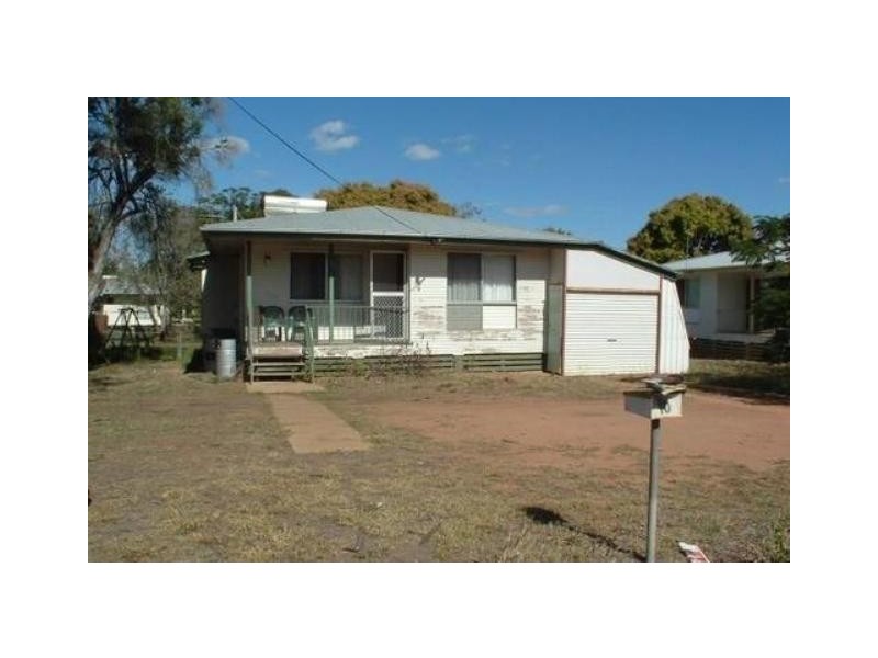 10 CONNOR DRIVE, Moranbah QLD 4744