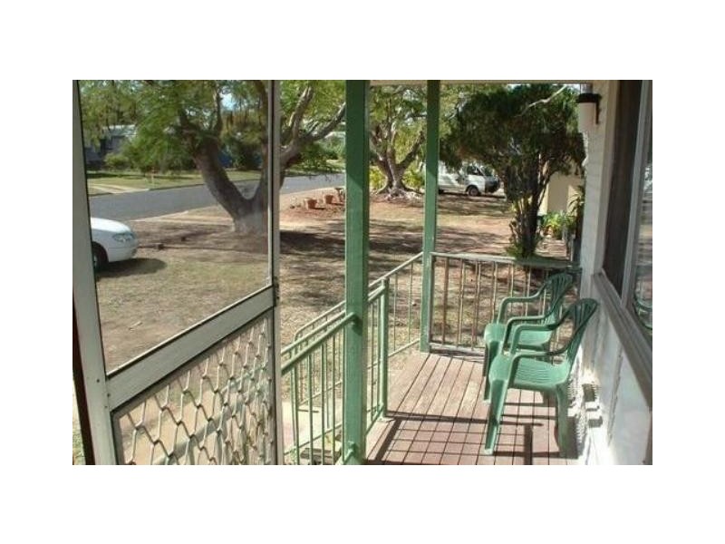 10 CONNOR DRIVE, Moranbah QLD 4744