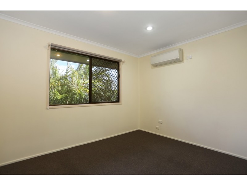 32 Bourke Street, Blacks Beach QLD 4740