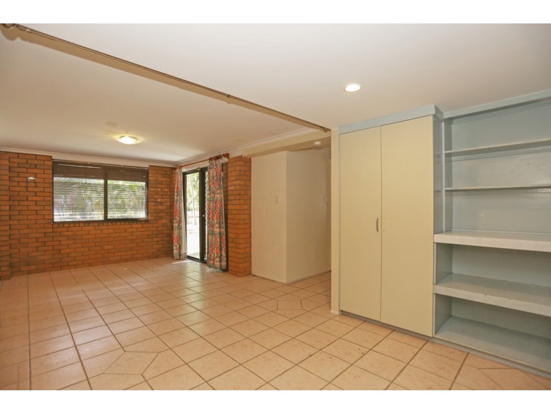 32 Bourke Street, Blacks Beach QLD 4740