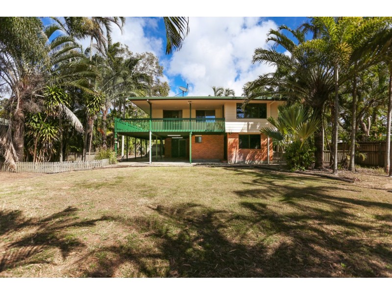 32 Bourke Street, Blacks Beach QLD 4740