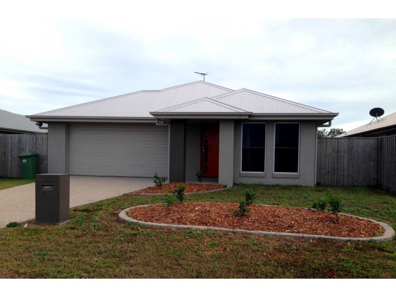 68 Schooner, Bucasia QLD 4750