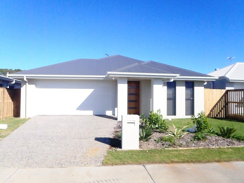 57 Scarborough Circuit, Blacks Beach QLD 4740