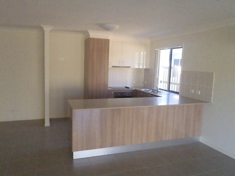 57 Scarborough Circuit, Blacks Beach QLD 4740