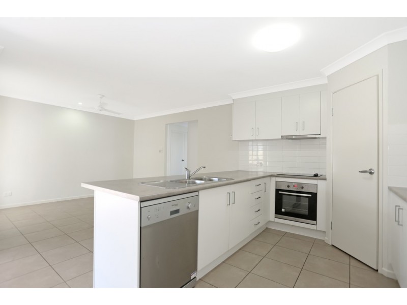 1 Inletway Court, Blacks Beach QLD 4740