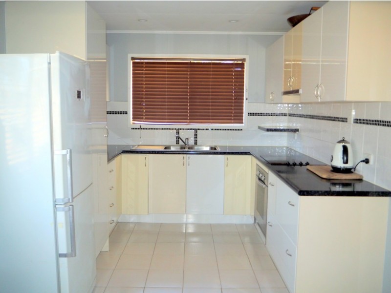 1 PURVIS COURT,, Dysart QLD 4745