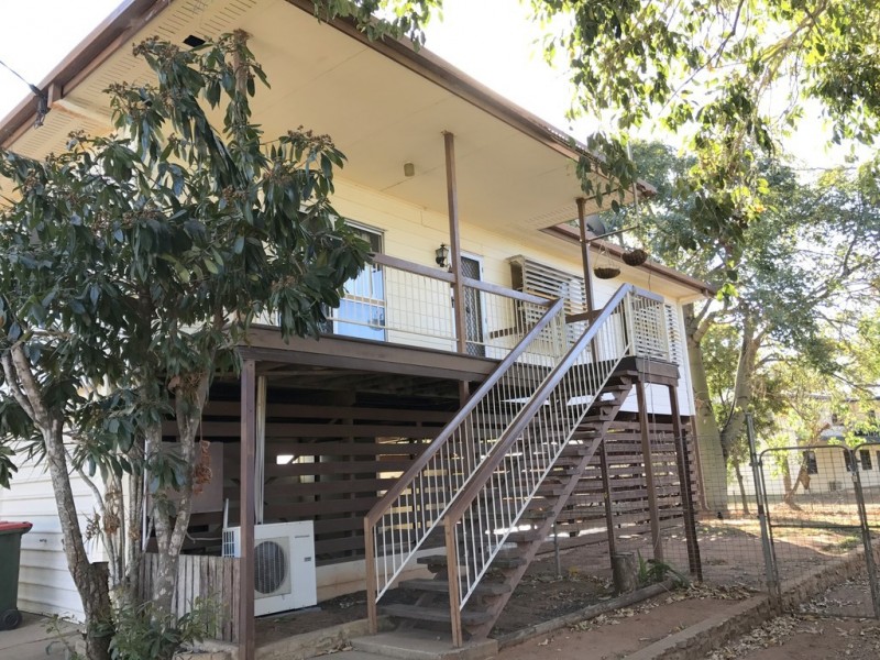 15 Flight Drive, Moranbah QLD 4744