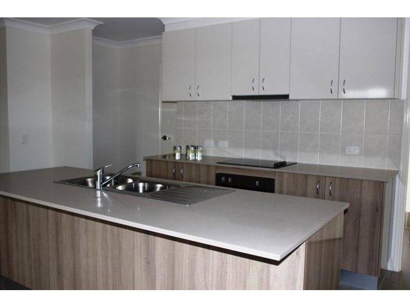 102 Royal Sands, Bucasia QLD 4750