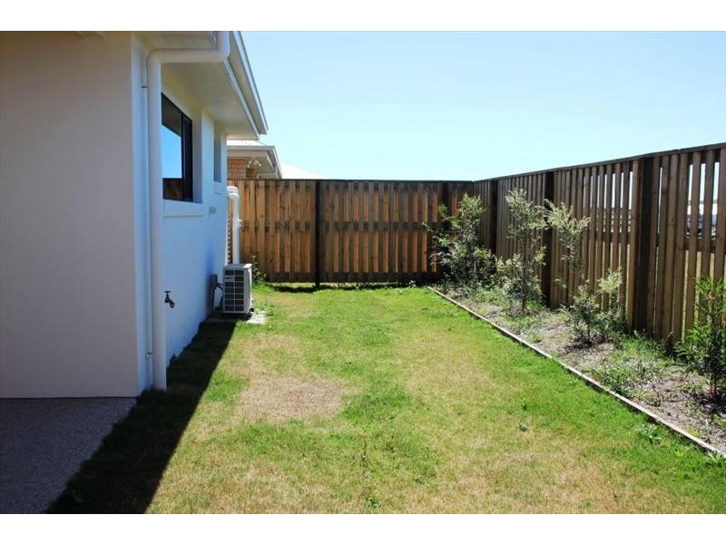 102 Royal Sands, Bucasia QLD 4750