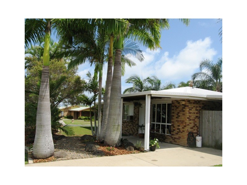 8 Melanie Street, Eimeo QLD 4740