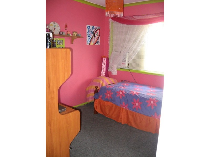 8 Melanie Street, Eimeo QLD 4740