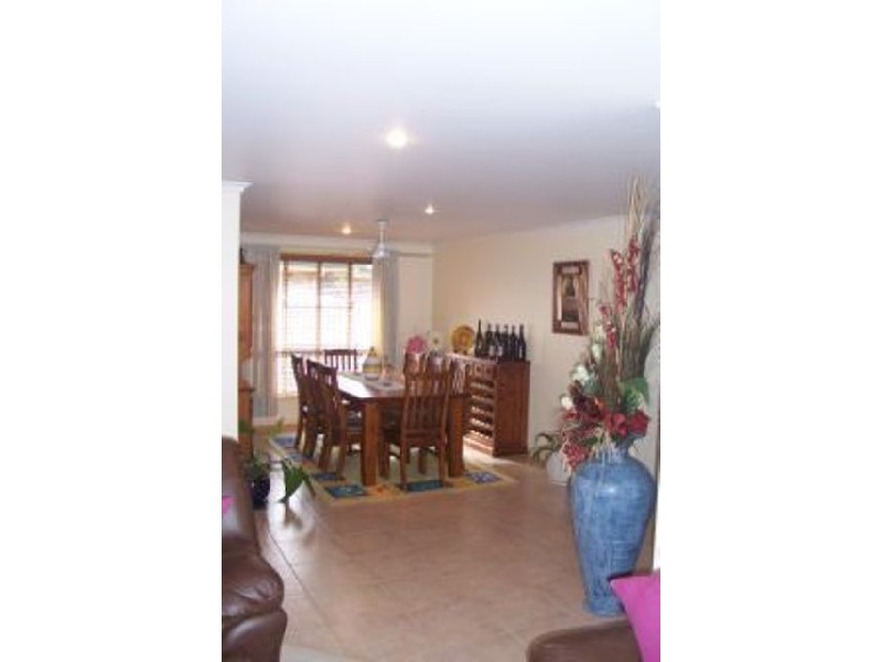 14 TOORAK STREET, Glenella QLD 4740