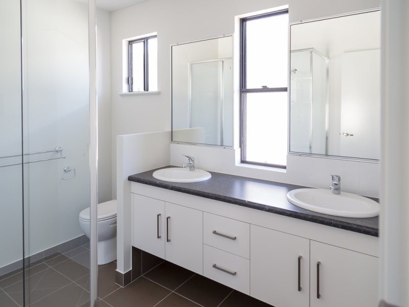 18 Maryvale Circuit, Beaconsfield QLD 4740