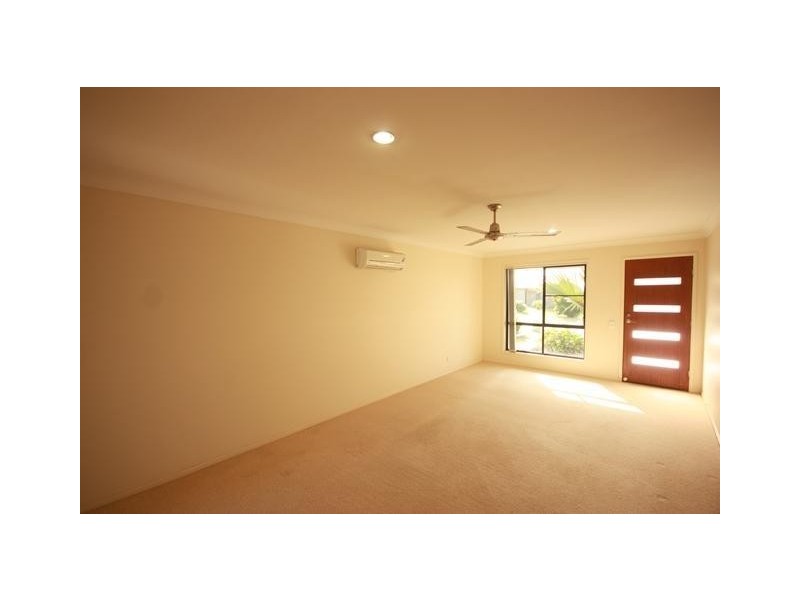 2/15 Bilgola Place, Blacks Beach QLD 4740