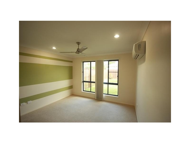 2/15 Bilgola Place, Blacks Beach QLD 4740