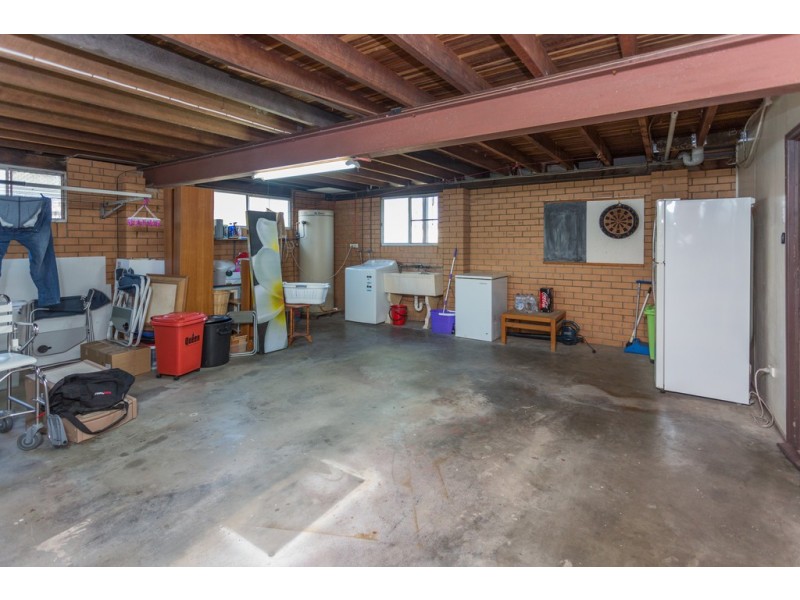 6 Mary Street, Walkerston QLD 4751