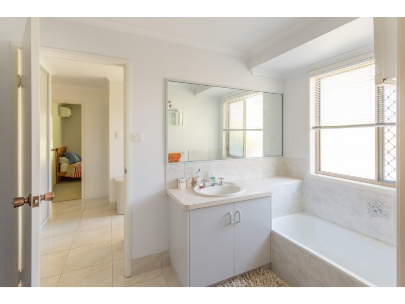 13 Kirkconell Street, Beaconsfield QLD 4740