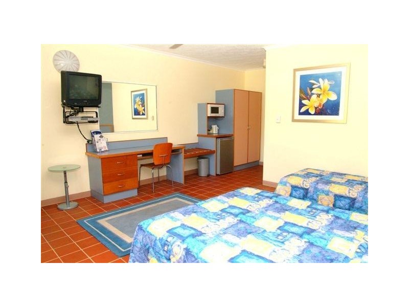 - Dolphin Heads Resort, Dolphin Heads QLD 4740