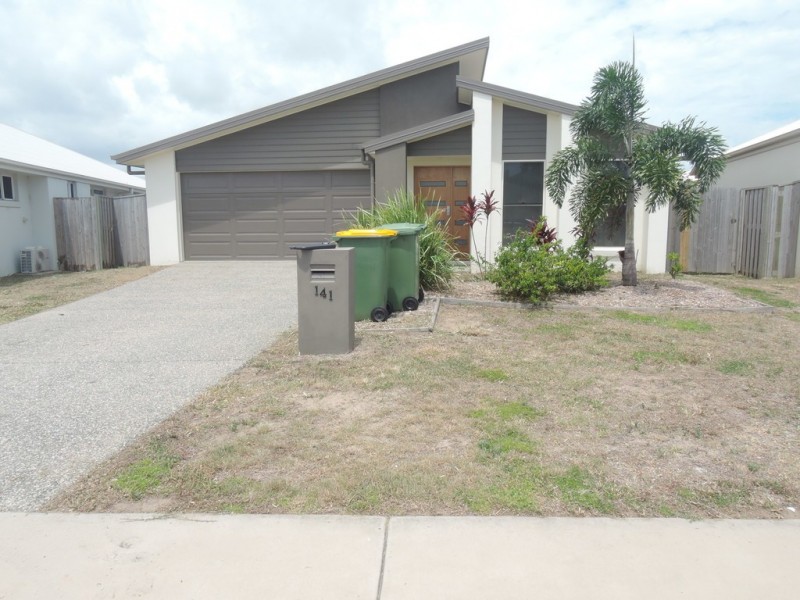 141 Whitehaven Drive, Blacks Beach QLD 4740
