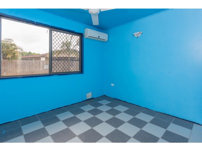 9 BURWOOD CLOSE, Andergrove QLD 4740