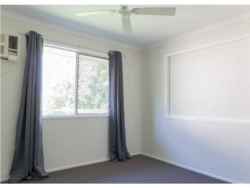 9 Beresford Crescent, Dysart QLD 4745