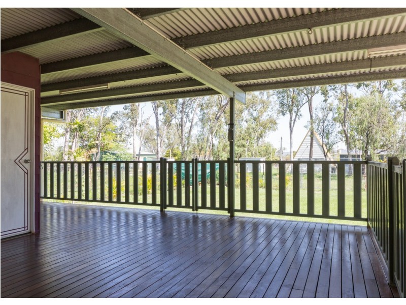 9 Beresford Crescent, Dysart QLD 4745