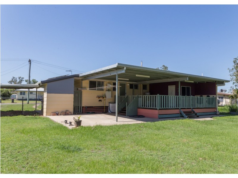 9 Beresford Crescent, Dysart QLD 4745