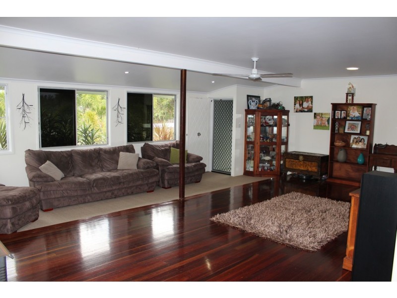 24985 Peak Downs Highway, Greenmount QLD 4751