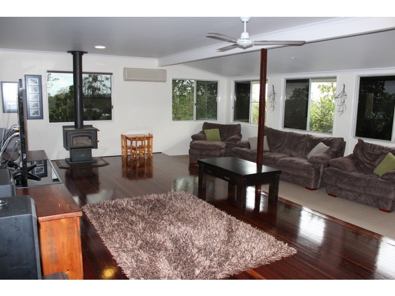 24985 Peak Downs Highway, Greenmount QLD 4751